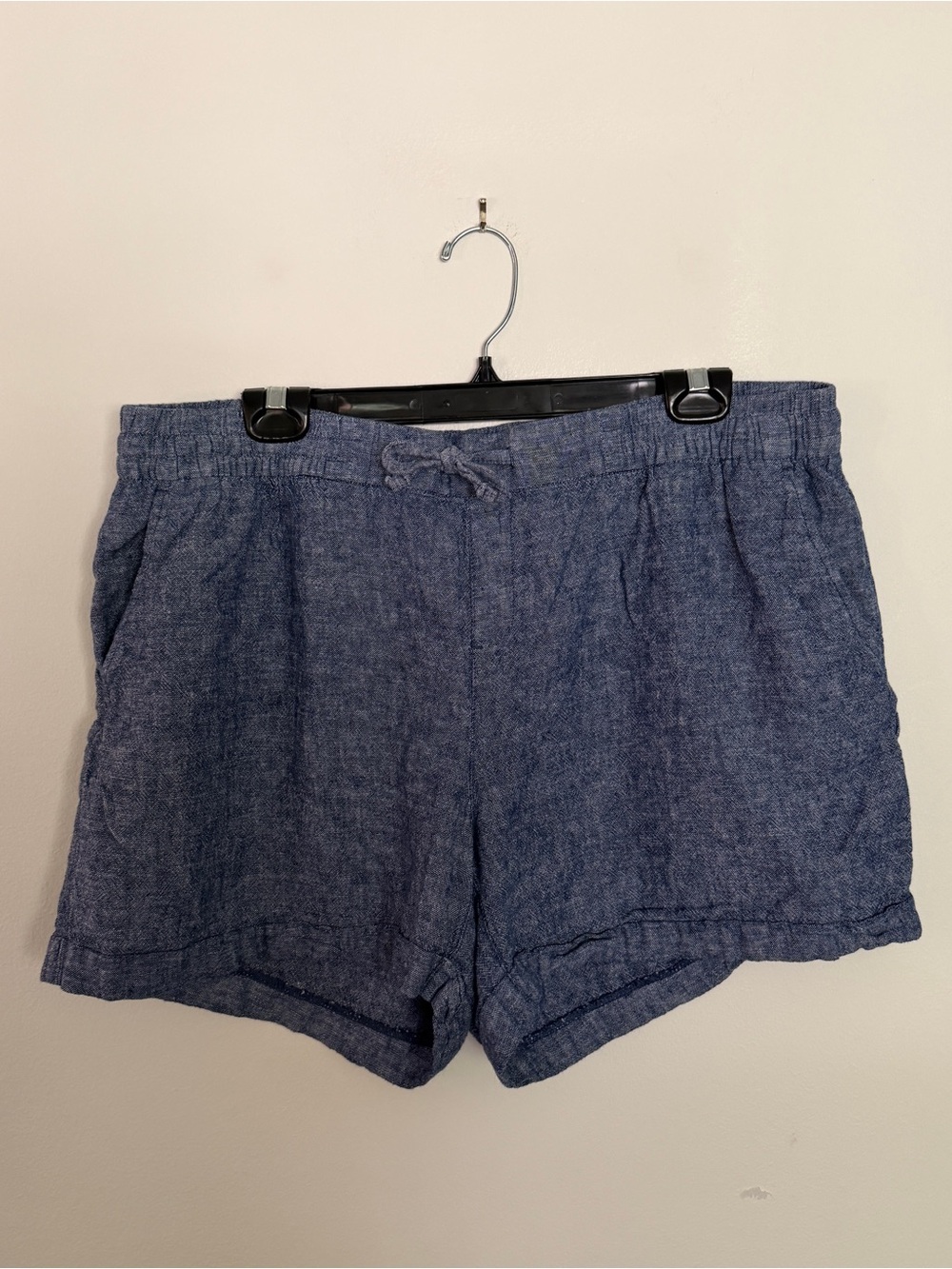 Old Navy | Linen-Blend Chambray Shorts